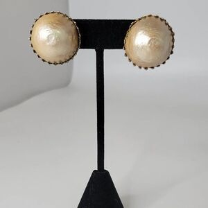 💎 Vtg Clip On Earrings